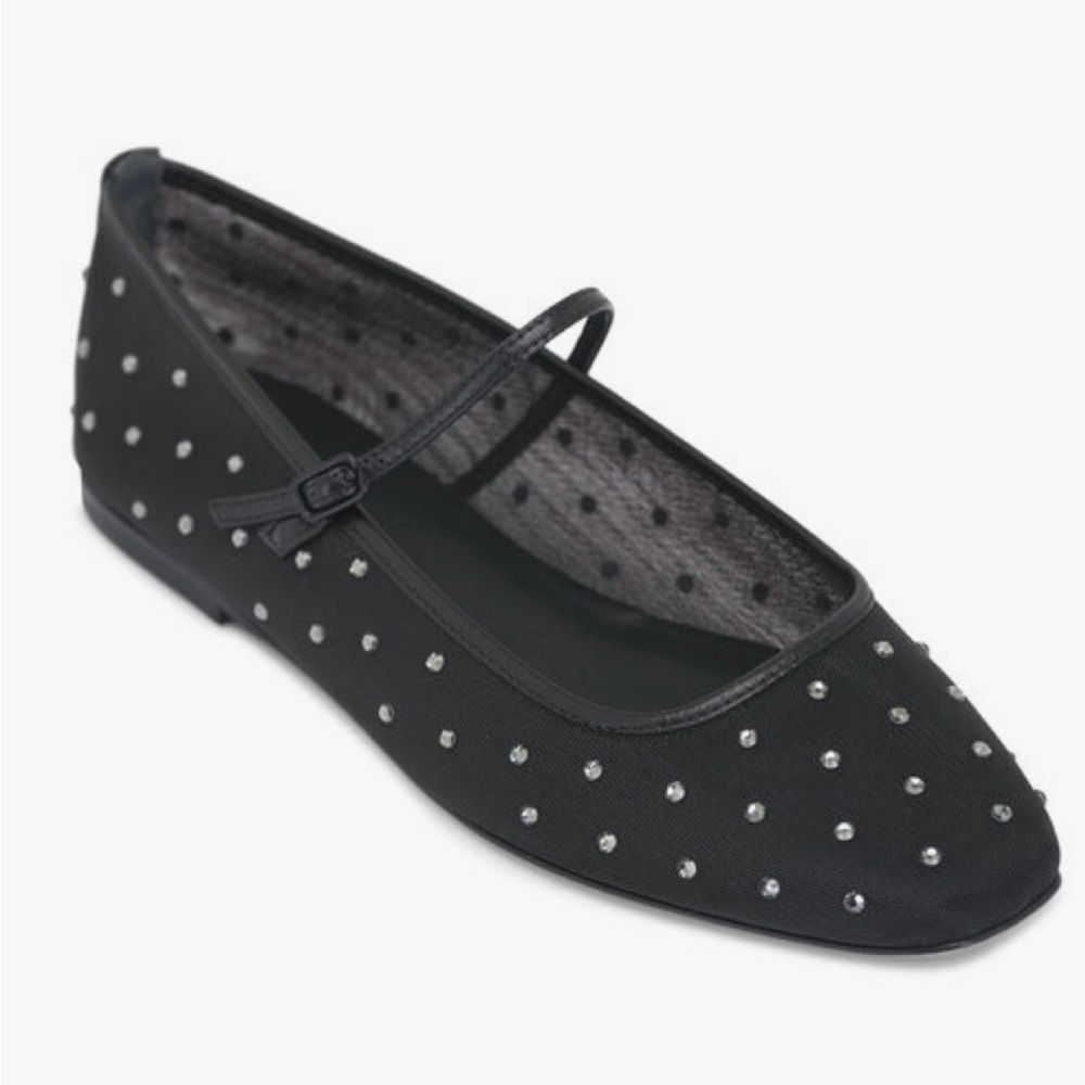 VERONICA BEARD
Ellie Black Crystal Mesh Flat